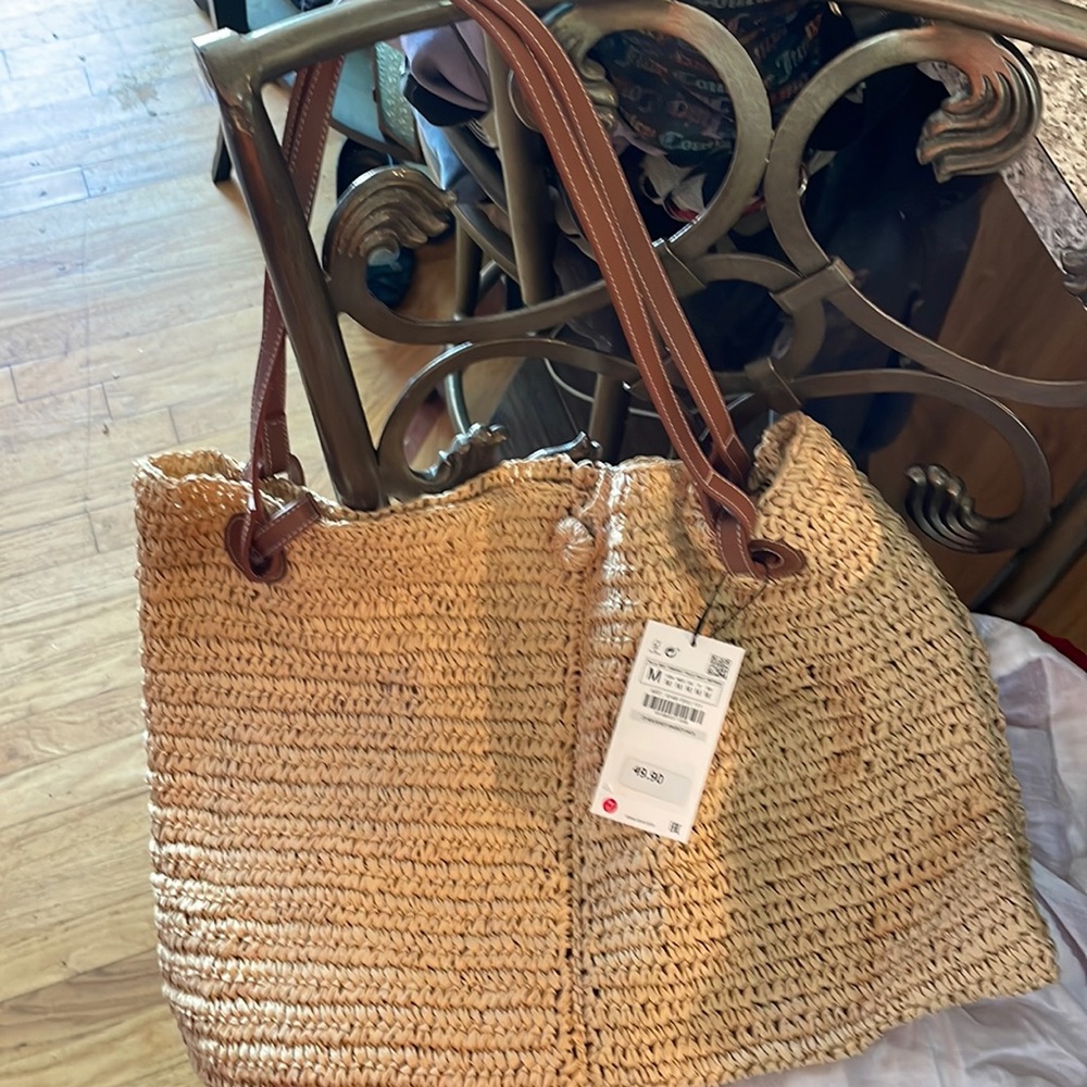 Zara - Large woven bag - brown leather handles/ strap Brand New - Tags still on